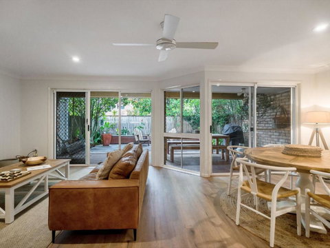 Eastpoint 4 - Australian Directory 0