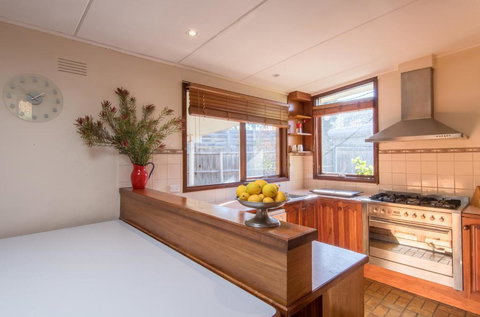 Easy Elva - Australian Directory 3