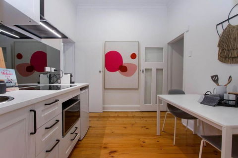 Eaton Cottage Cumberland Park - Australian Directory 4