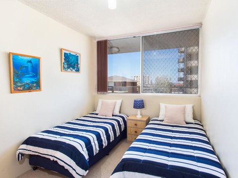 Ebbtide 6 - Australian Directory 3