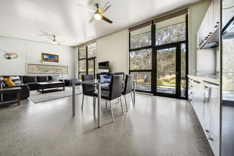 Ecocrackenback 14 Sustainable Chalet Close To The Slopes - Australian Directory 2
