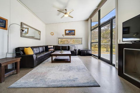Ecocrackenback 14 Sustainable Chalet Close To The Slopes - Australian Directory 1