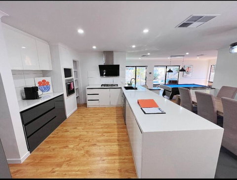 Edgewater Whole Holiday Resort - Australian Directory 3