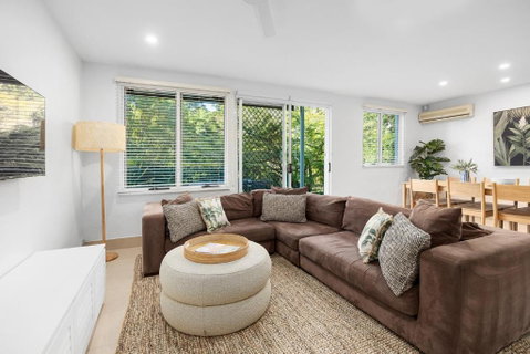 Eco Beachside Family Gem, Pool Access - Australian Directory 4