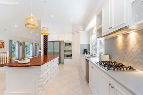 East Beach Haven - Australian Directory 4