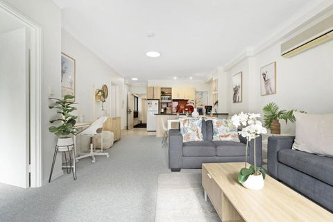 East Perth Family Zen - Australian Directory 3