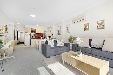 East Perth Family Zen - Australian Directory 4