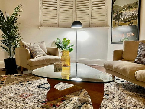 Elegant Federation Home Near The Airport - Australian Directory 4