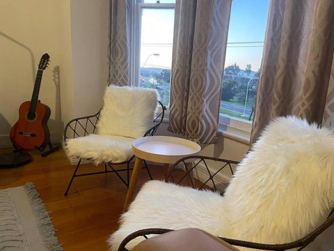 Eileen - Australian Directory 3