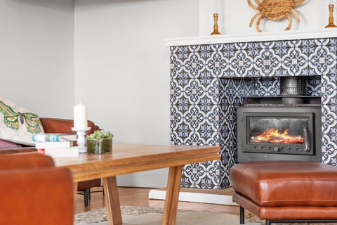 Eileens Place - Australian Directory 2