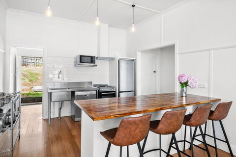 Eileens Place - Australian Directory 4