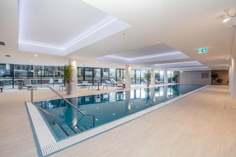 Elegant 1-Bed With Outstanding Building Amenities - Australian Directory 2
