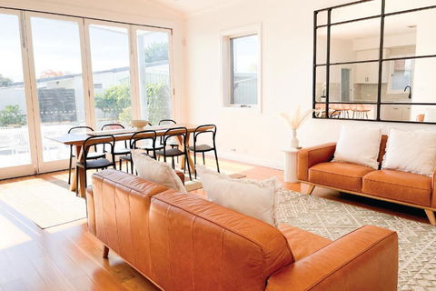 Elegant House Near Health Hub - Australian Directory 3
