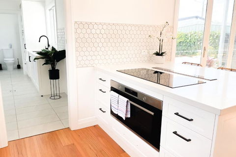 Elegant House Near Health Hub - Australian Directory 4