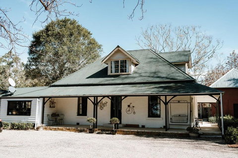 Eleven Eighty - Australian Directory 0