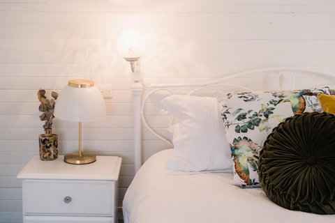 Eleven Eighty - Australian Directory 4