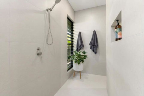 Eleven Watson Guesthouse - Australian Directory 4