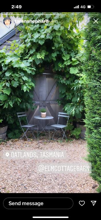 Elm Cottage Barn - Australian Directory 4