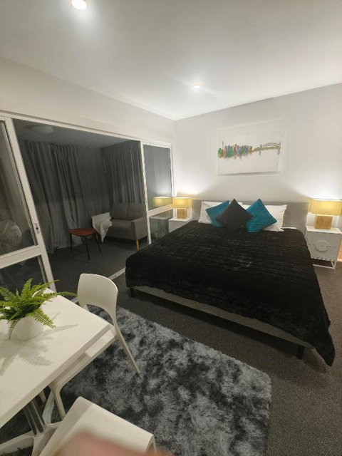 Entire Studio Apartment - Self Check-in - Australian Directory 0