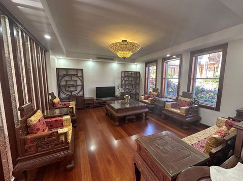 Exquisite Chinese Style Garden - Australian Directory 0