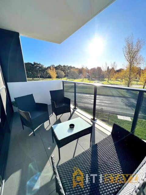 Fab In Phillip - 2bd 2bth Apt - Close To CBR Hospital - Australian Directory 3