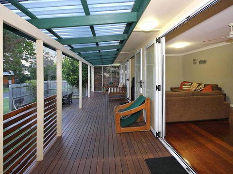 FINLIA AT FLINDERS - Australian Directory 1