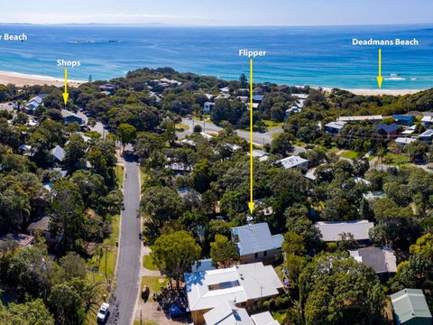 Flipper Beach House By Discover Stradbroke - Australian Directory 0