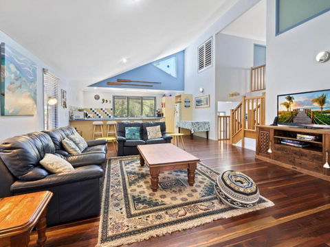 Flipper Beach House By Discover Stradbroke - Australian Directory 4