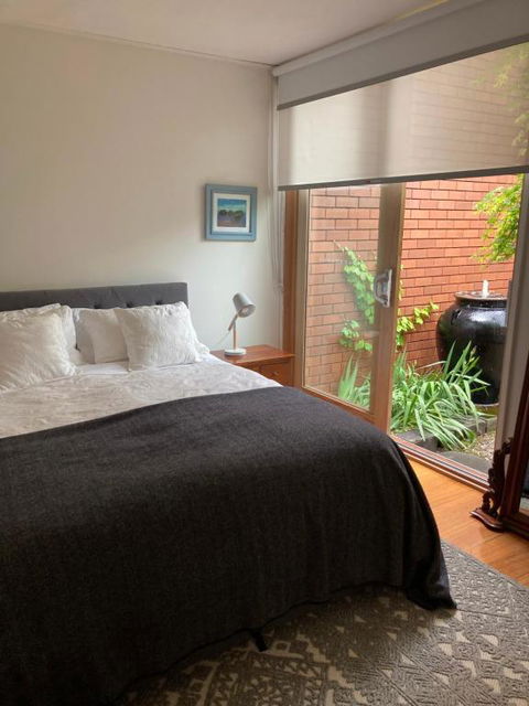 Fountain Villa - Australian Directory 1