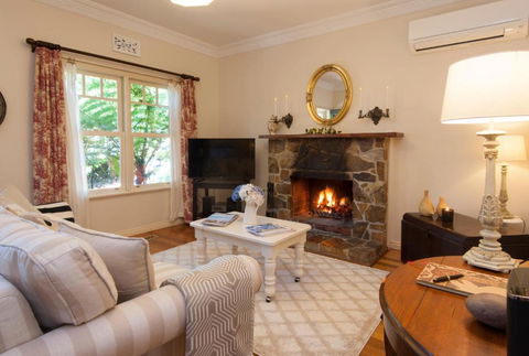 Fern Falls Cottages - Garden Cottage - Australian Directory 3
