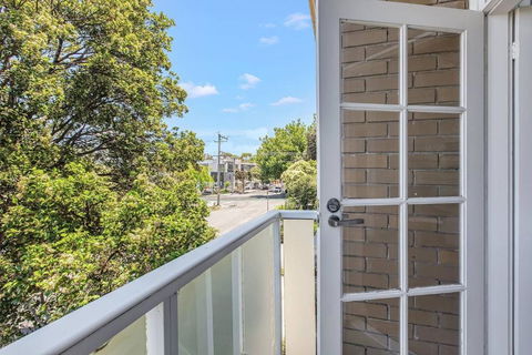 Golden Alma - A Radiant Escape Between City & Sand - Australian Directory 4