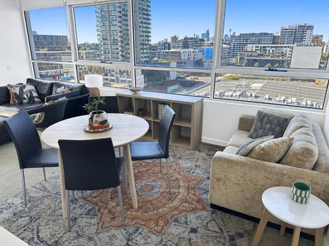 G901S - Bright Zetland Escape With City Views - Australian Directory 0
