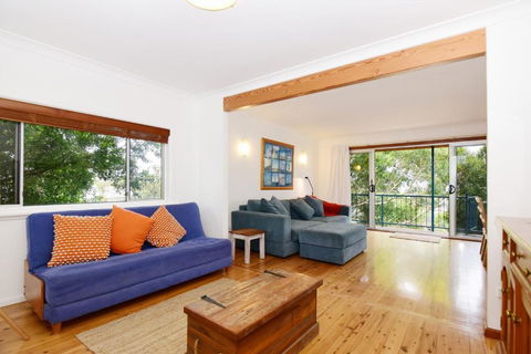 GERR14C - Salty Dog - Australian Directory 0