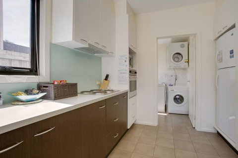Getaway On Church Phillip Island Cowes - Australian Directory 4