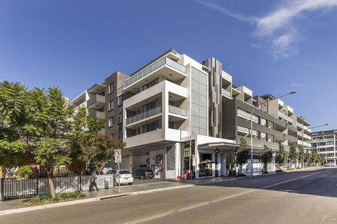 GLAD1 - Monash Rd - Gladesville - Australian Directory 0