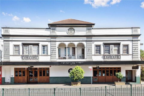 GLAD1 - Monash Rd - Gladesville - Australian Directory 2