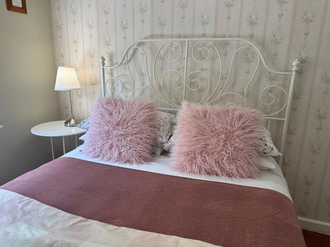 Growse House 2BR - Australian Directory 3