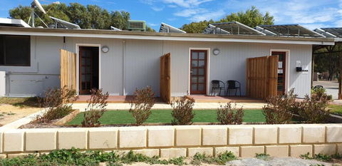 Green Head Caravan Park - Australian Directory 1