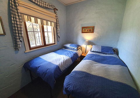Griffiths Cottage - Australian Directory 4