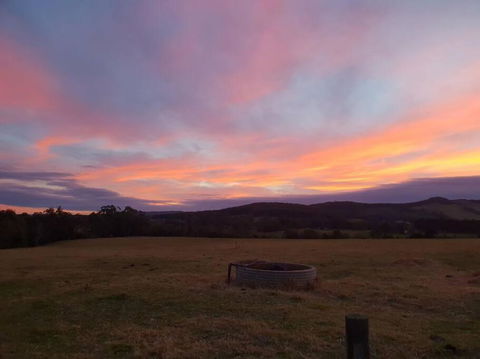 Handsome Hills Dairy Retreat - Australian Directory 1