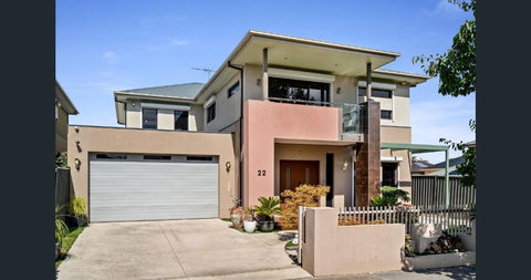 Home & Theatre, Golf, Highpoint - Australian Directory 0