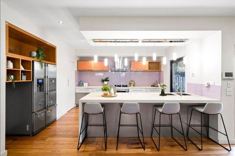 Home & Theatre, Golf, Highpoint - Australian Directory 3