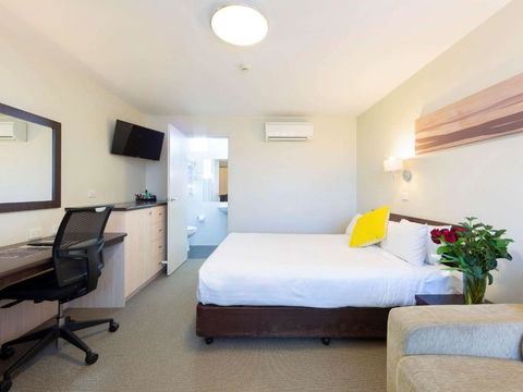 Ibis Styles Canberra Tall Trees - Australian Directory 0