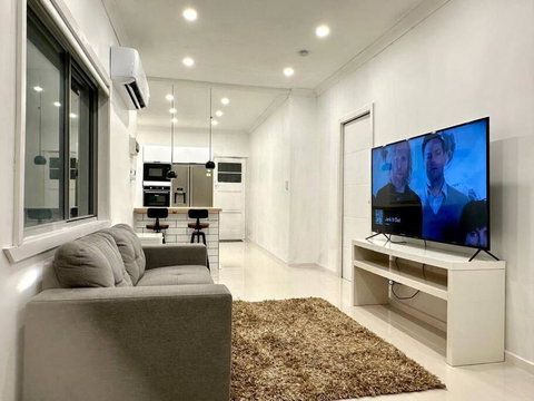 Home From Home In Brighton - Australian Directory 0