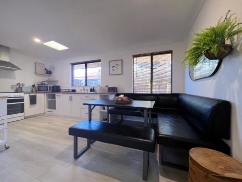 Humble & Homely - Australian Directory 1