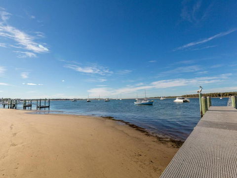 Iluka - Australian Directory 3