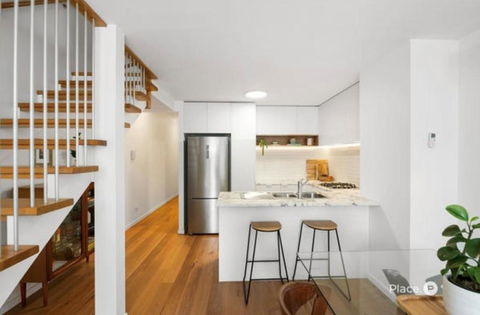 Indigo On Oxford Street - Riverside Two Bedroom Apartment - Australian Directory 1