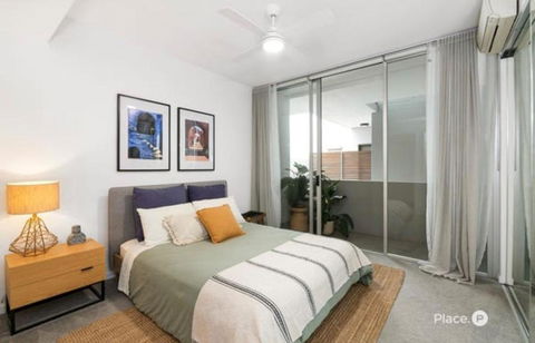 Indigo On Oxford Street - Riverside Two Bedroom Apartment - Australian Directory 3