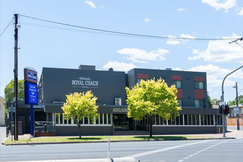 Adelaide Royal Coach - Australian Directory 0