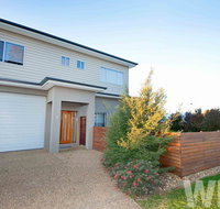 Adelphi Views on Luton - Woodlands - Australian Directory